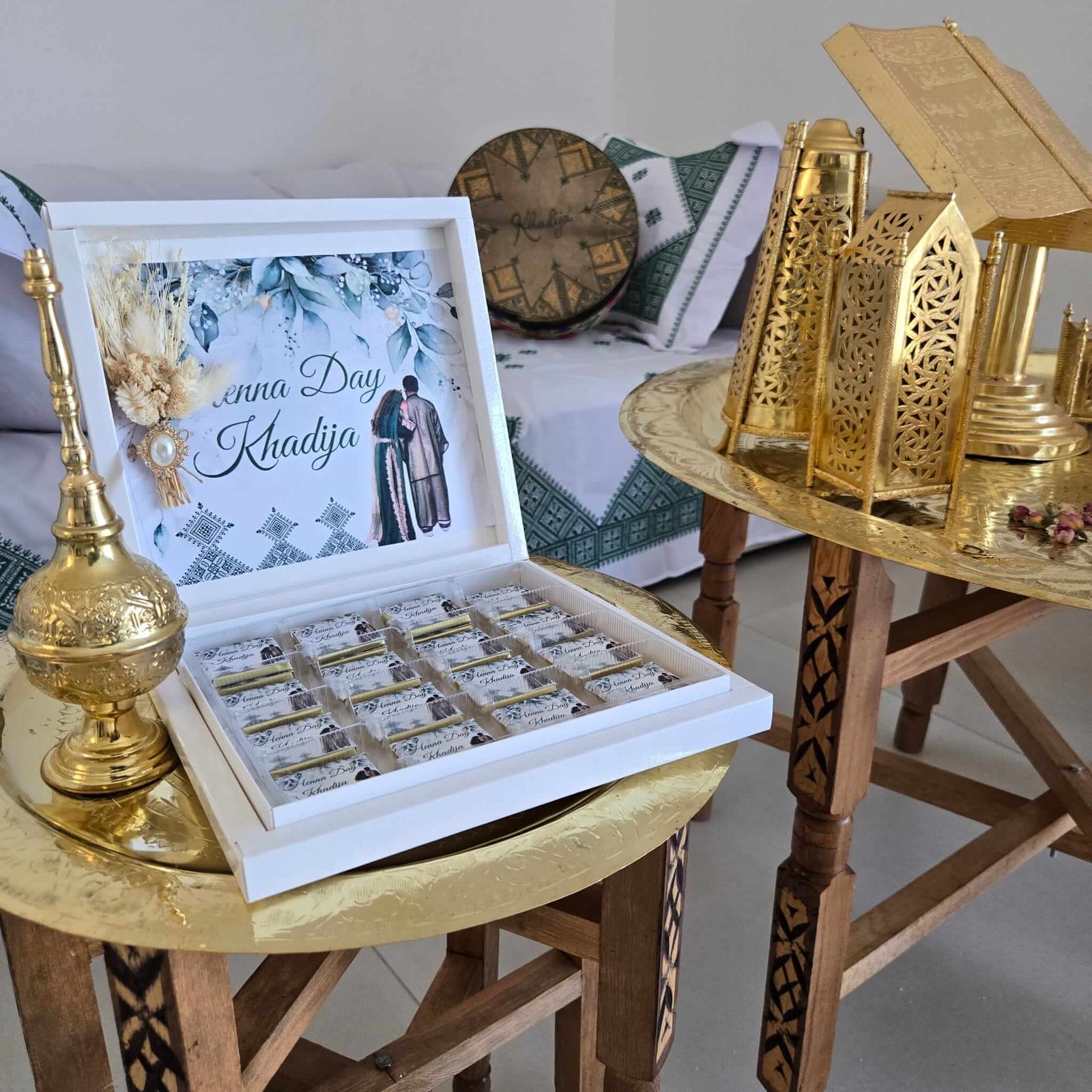 Boîte de Chocolats Personnalisée Henné vert fleurie