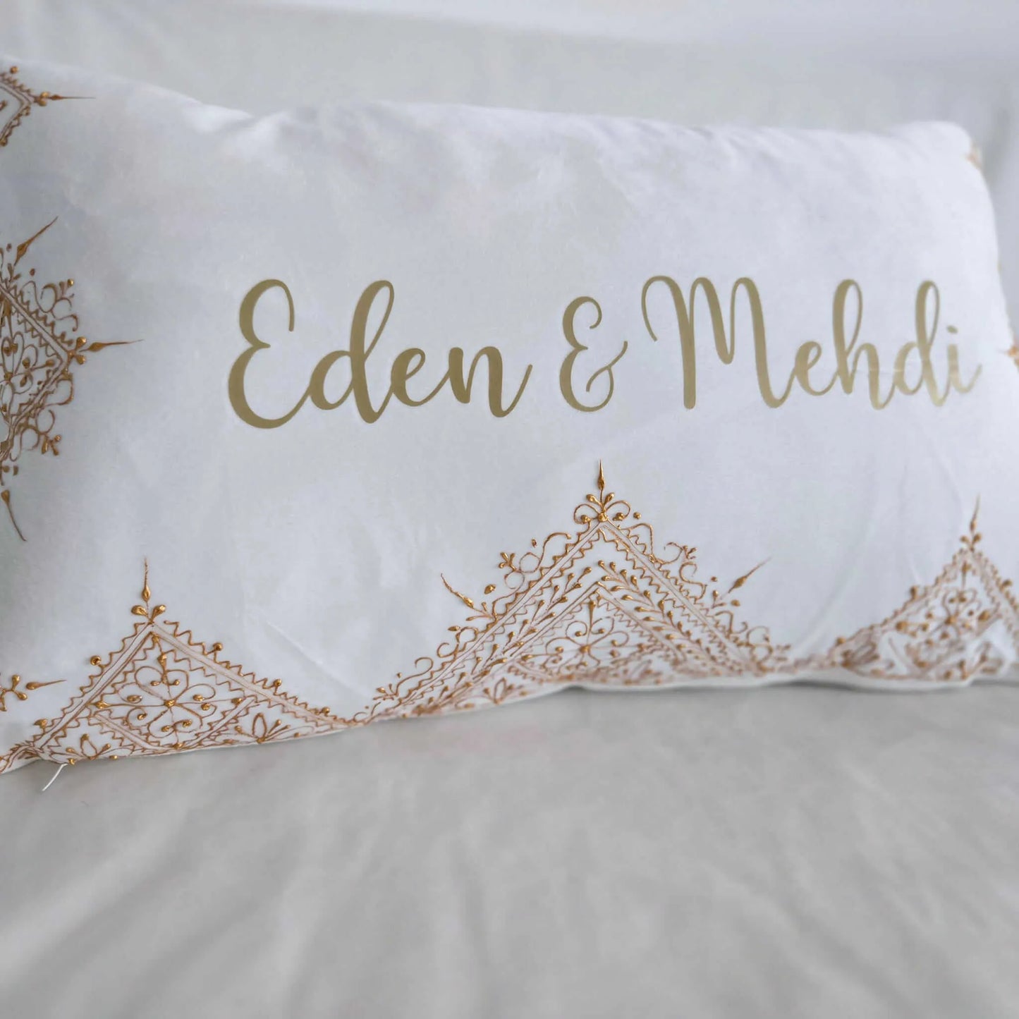 Coussin "Fessi" personnalisé format long
