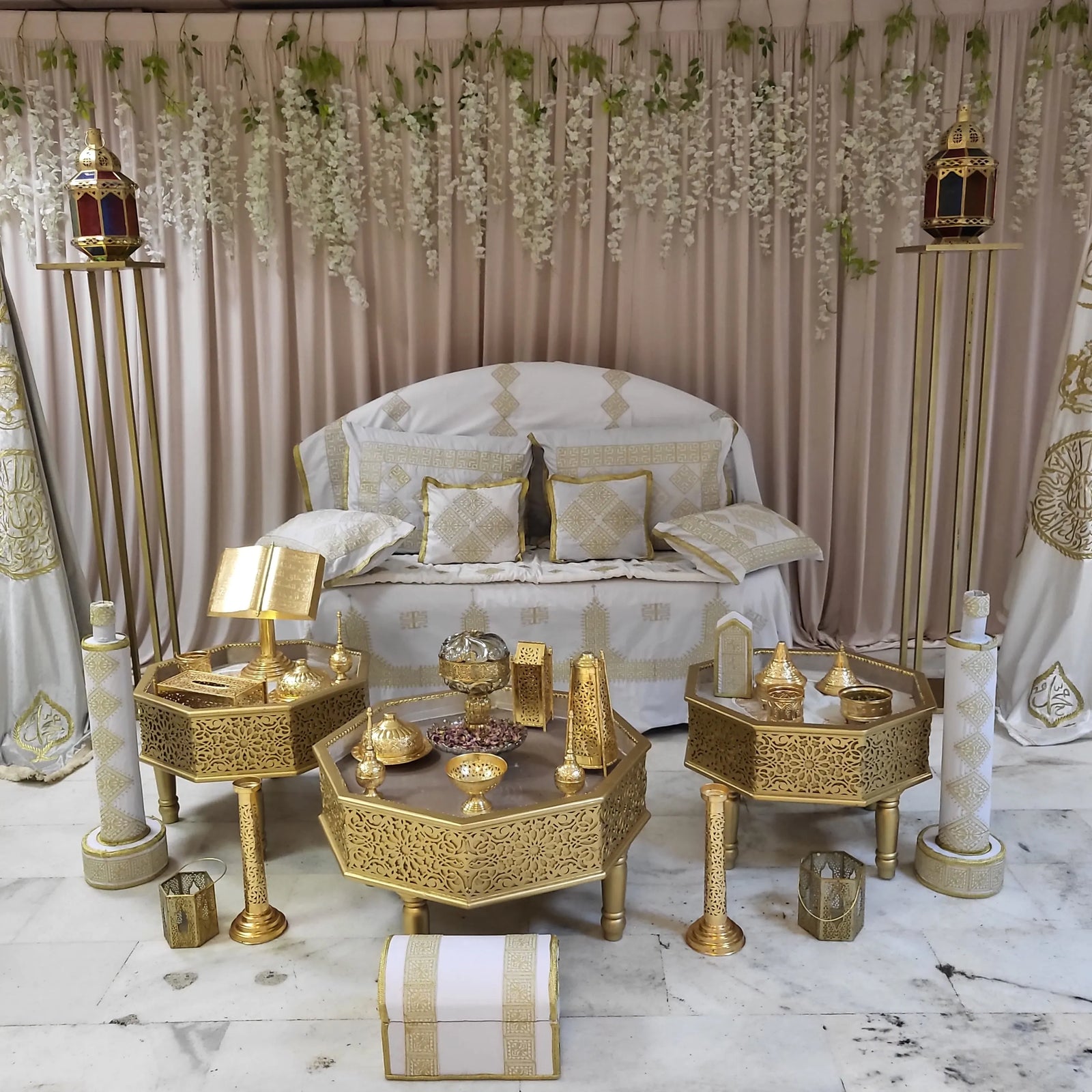 Décors blanche traditionnelle 2024 VENDU