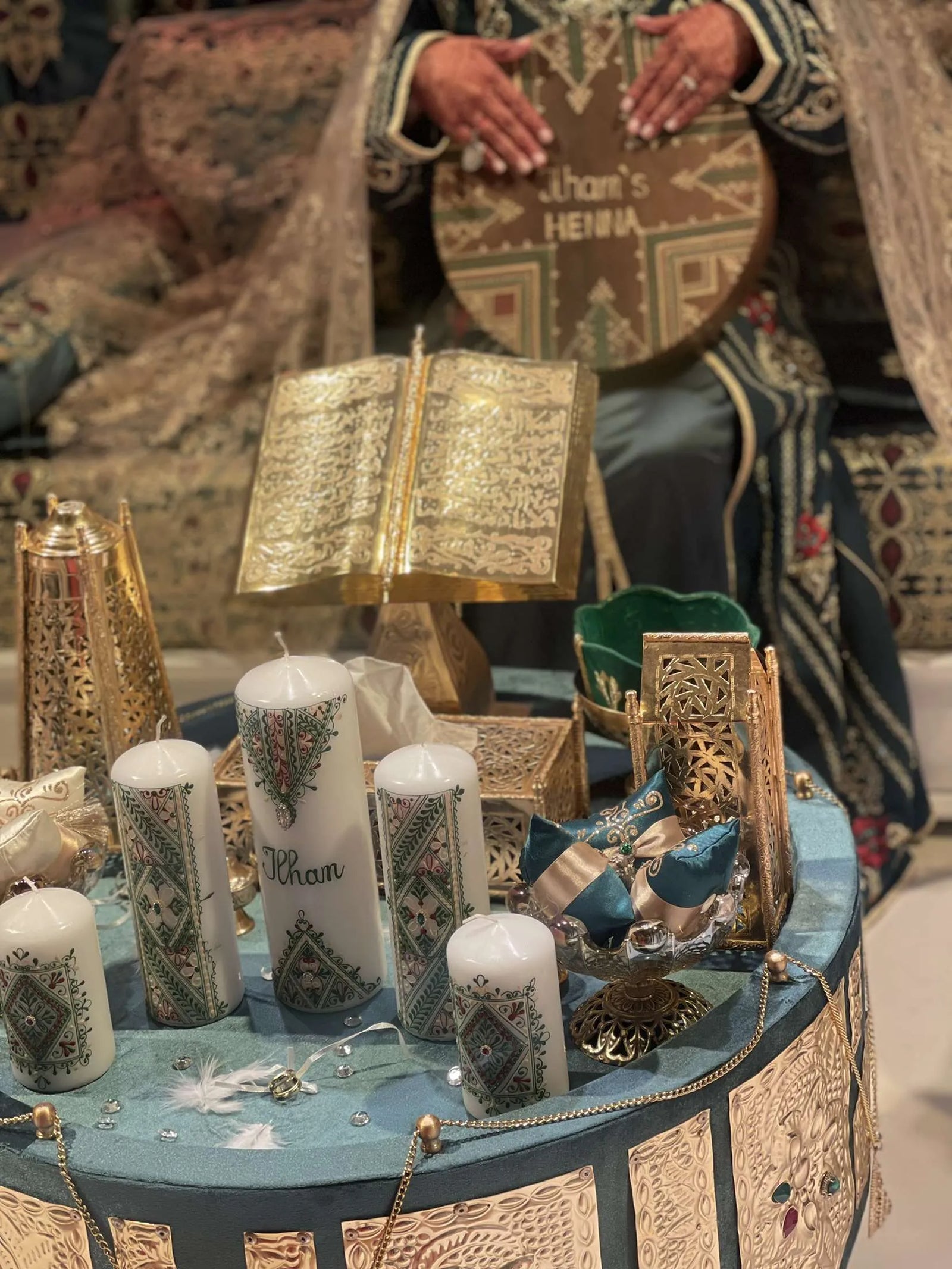 Décor Vert et Doré traditionnelle 2023 VENDU