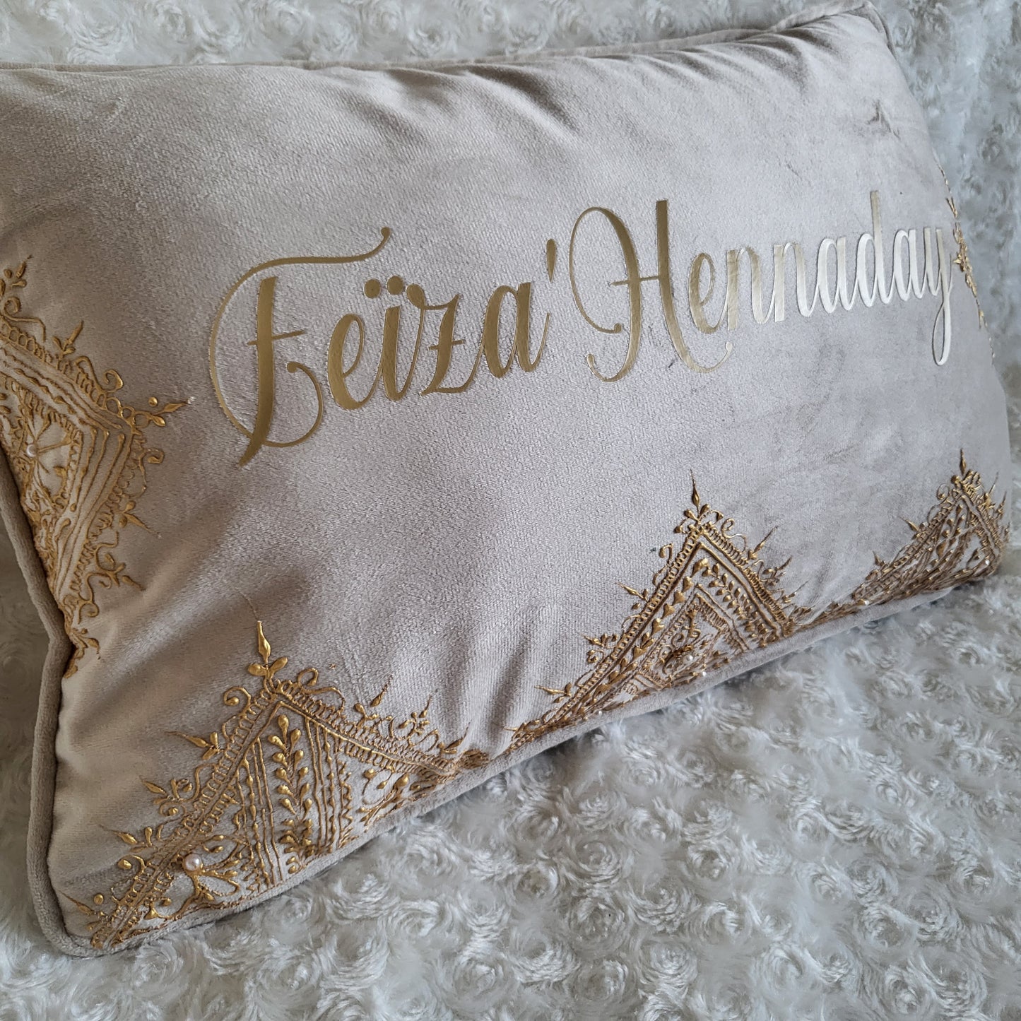 Coussin "Fessi" personnalisé format long