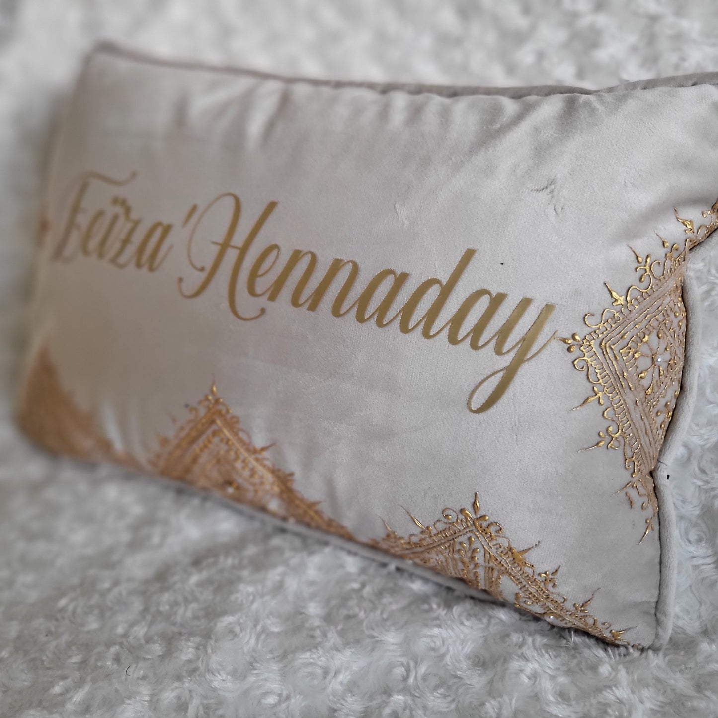Coussin "Fessi" personnalisé format long
