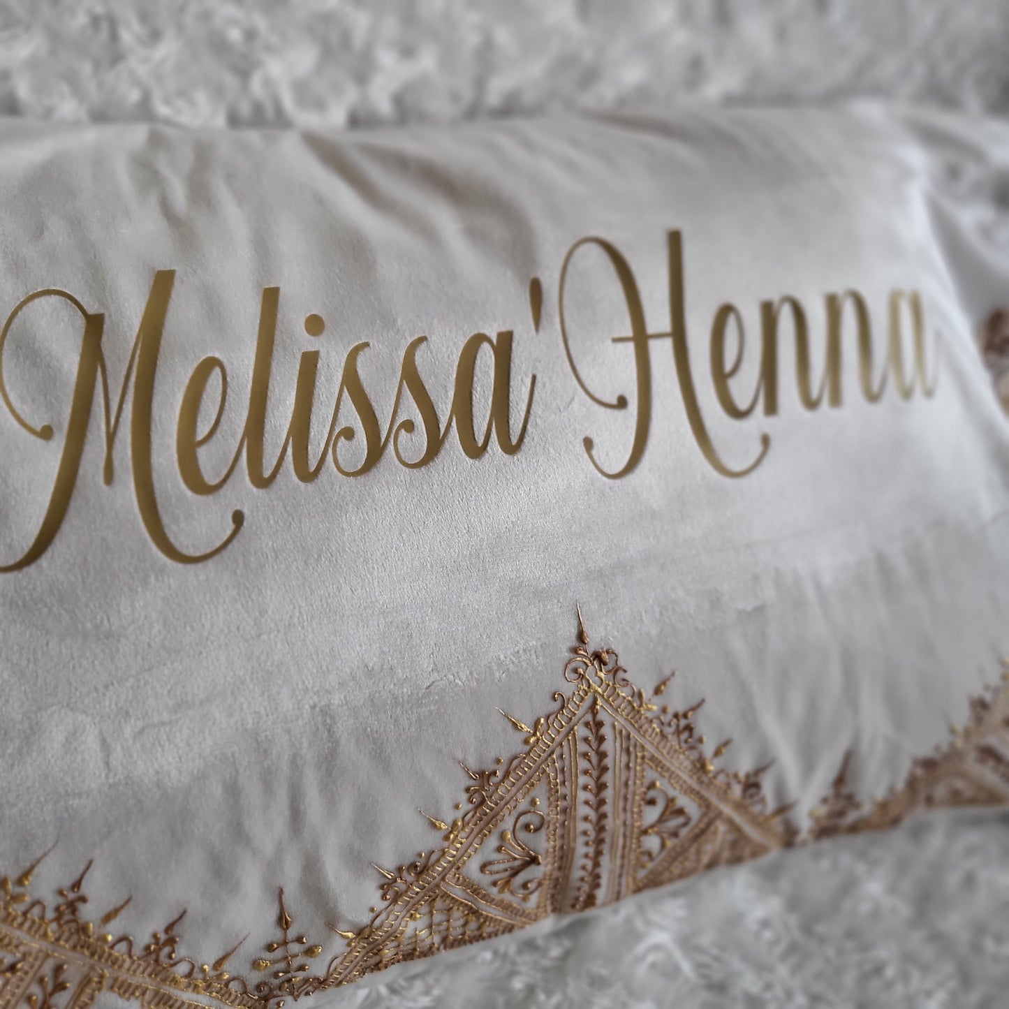 Coussin "Fessi" personnalisé format long