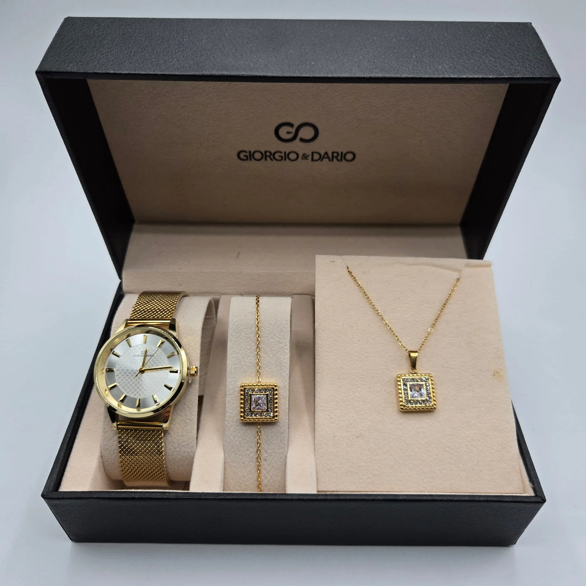 Élégance Impériale – Giorgio &amp; Dario