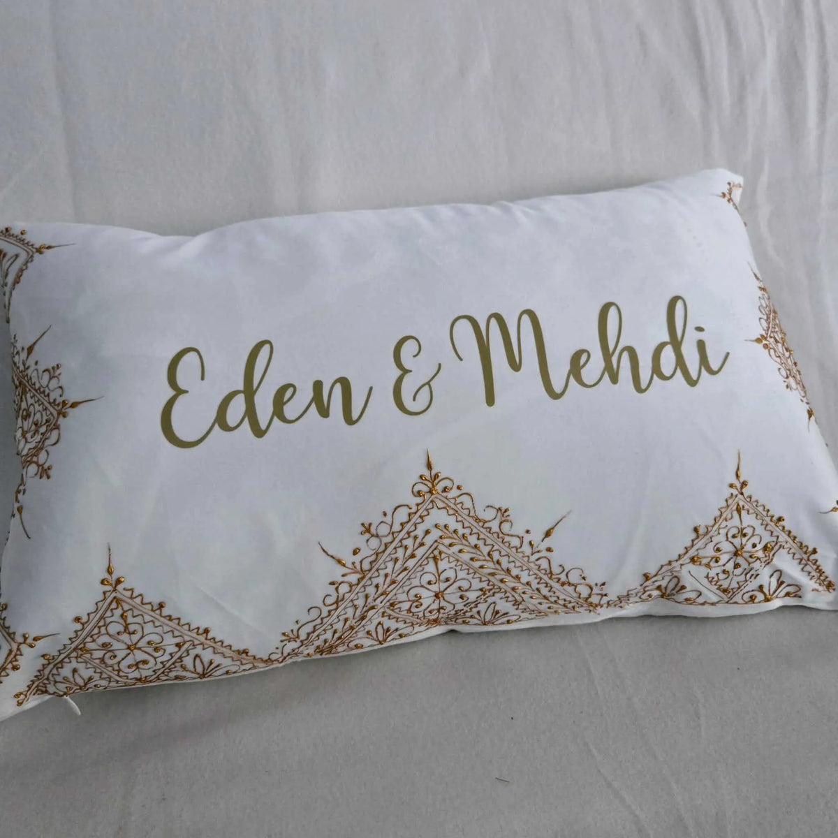 Coussin "Fessi" personnalisé format long