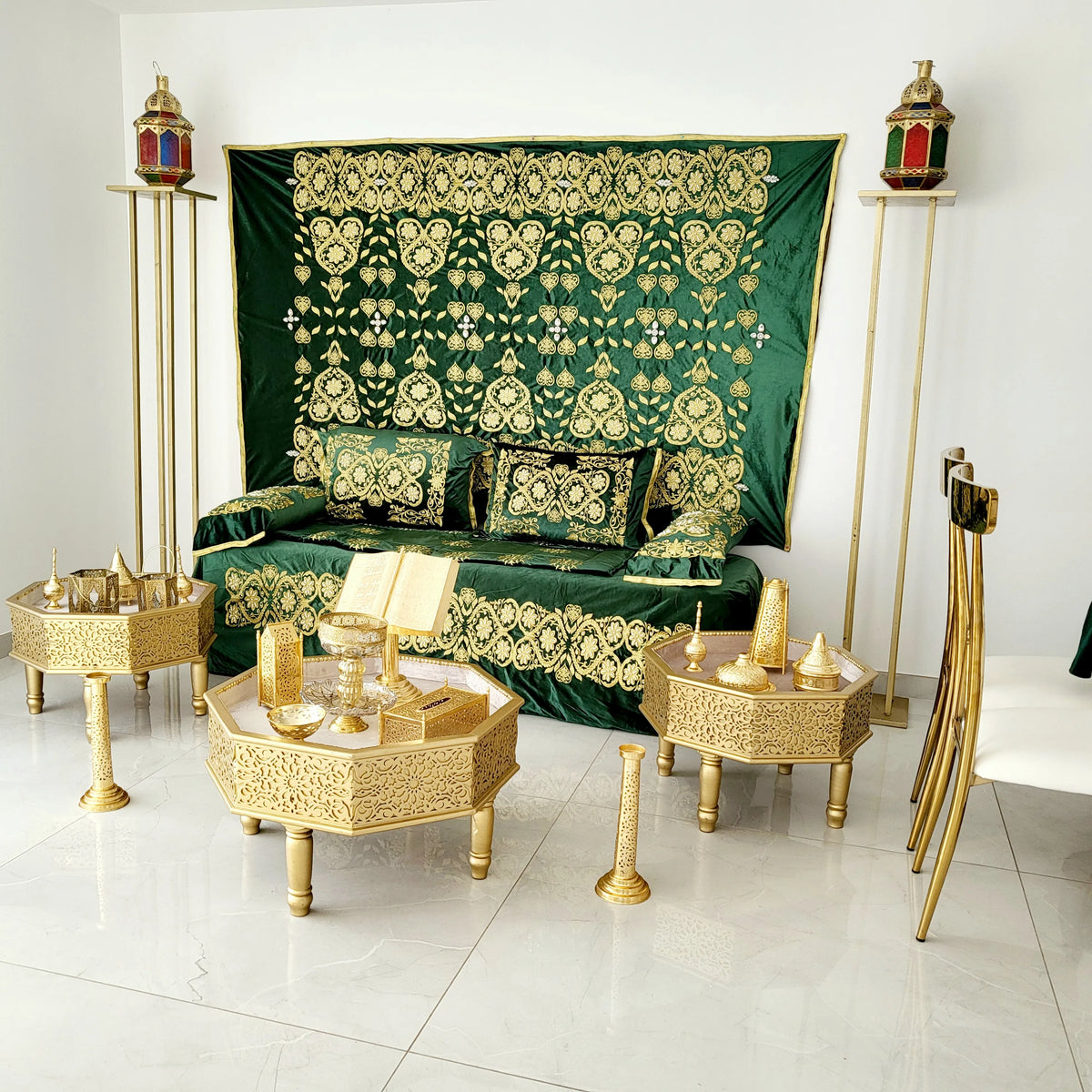 Décors Vert traditionnelle 2024 ( VENDU)