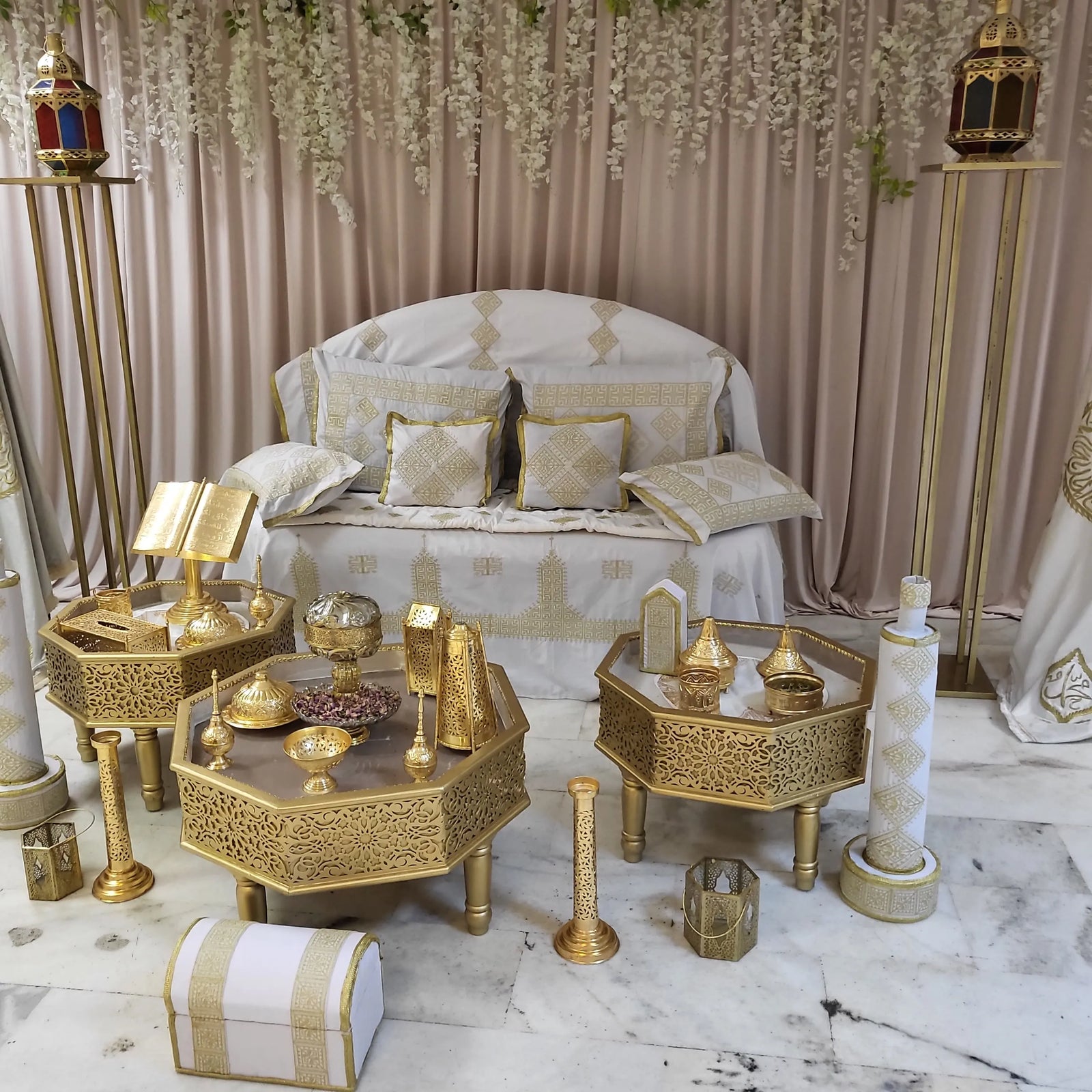 Décors blanche traditionnelle 2024 VENDU