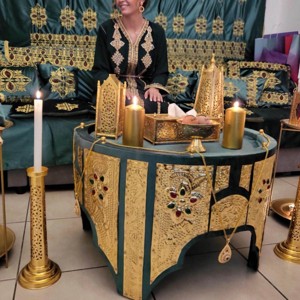 Décor Vert et Doré  traditionnelle 2023 VENDU