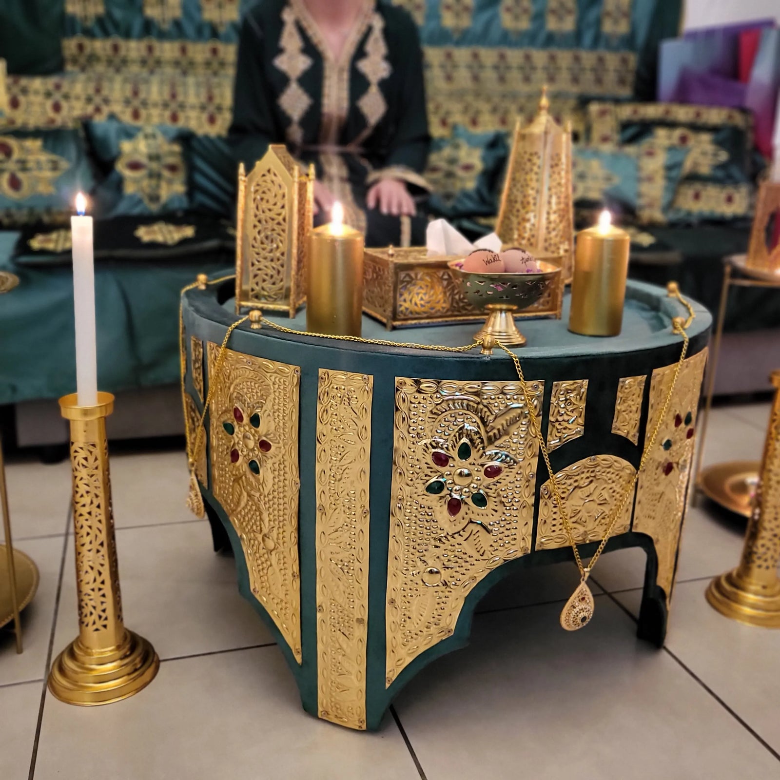 Décor Vert et Doré  traditionnelle 2023 VENDU