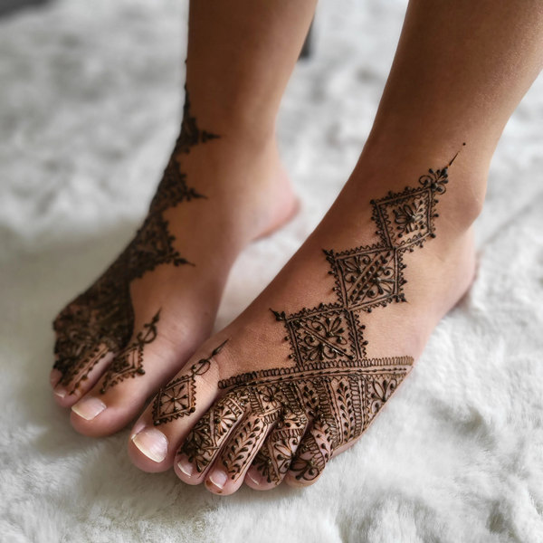 henn-pied-oriental-art