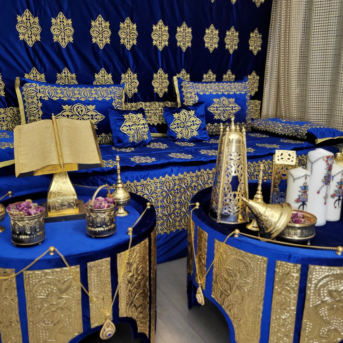 Sitemapcdatahttpsdynedreferenzcombleu Royal Decoration Mariage Bleu Roi Et Or